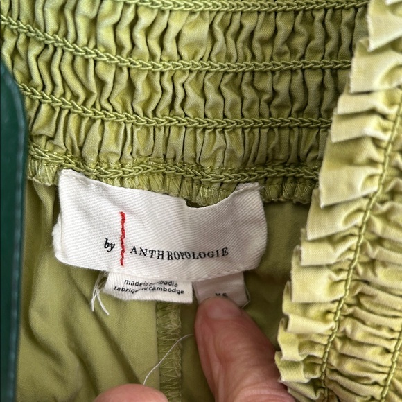 Anthropologie Green Smocked Waist cropped parachute pants size extra small - Picture 6 of 12